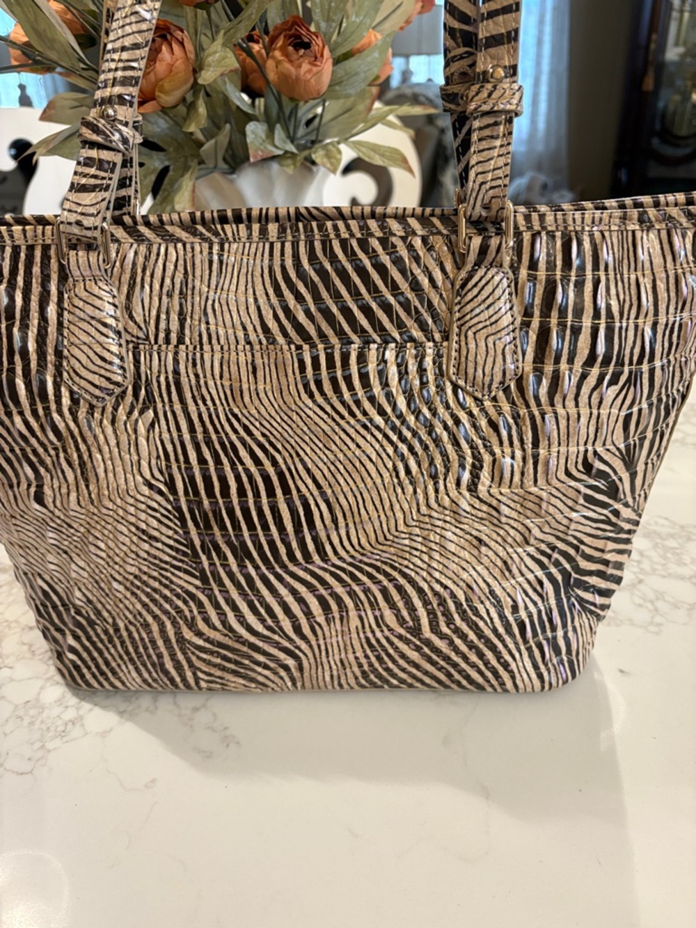 Brahmin Spirit Medium Asher - Picture 3 of 9